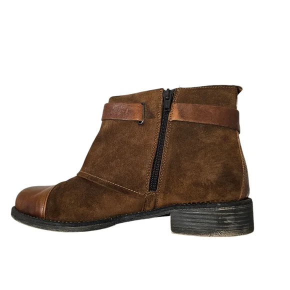 Boutique9 Women's Suede/Leather Belted Booties. Size 9,5. Color Brown. - Picture 2 of 6